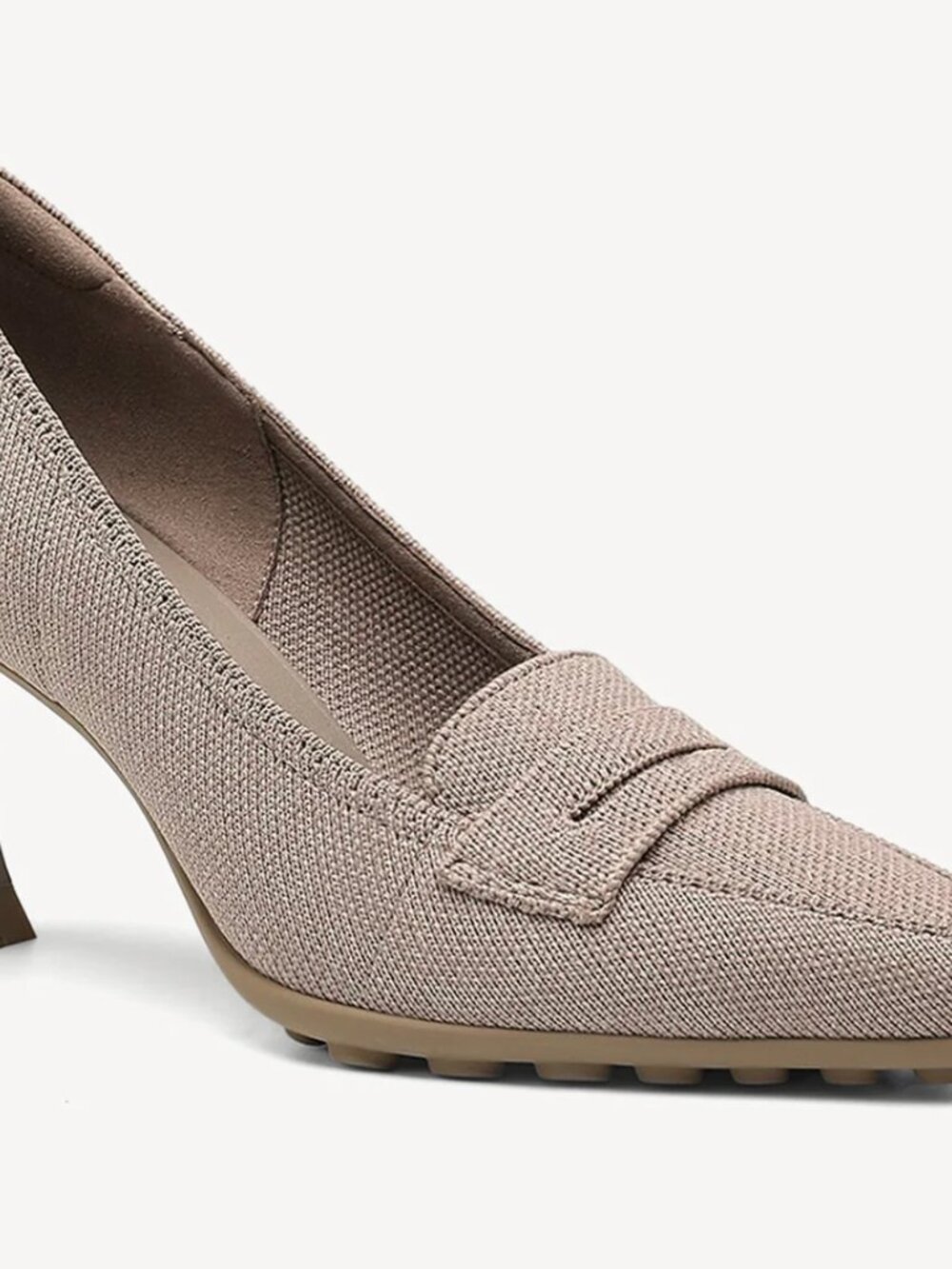 Cosy Island SoftBounce Pointed Toe Penny Pump Taupe 8.5 NIB